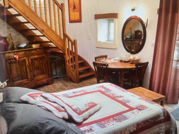 Maison à vendre 7 pièces GENSAC LA PALLUE (16)