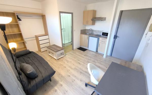 Appartement à louer    1 pièce • 18,12 m2 Nîmes