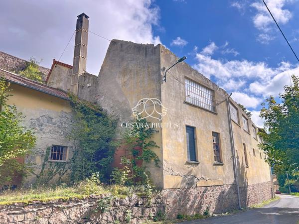 Entrepot à diviser pour habitation avec extérieur et vue