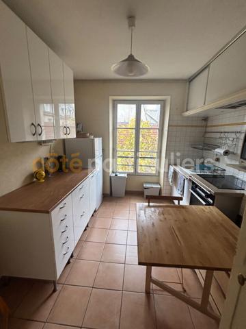 Location Appartement49 m² - 2 Pièces - PARIS (75004)