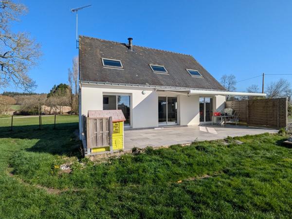 SAINT TUGDUAL MAISON DE 110 M² 5 PIÈCES 4 CHAMBRES AVEC VIE DE PLAIN PIED SUR PARCELLE DE 4479 M²