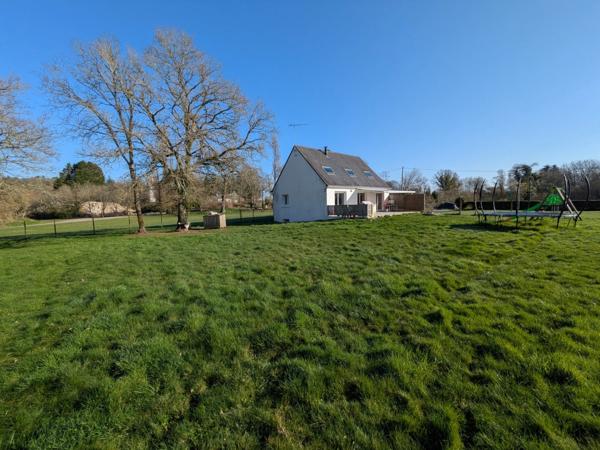 SAINT TUGDUAL MAISON DE 110 M² 5 PIÈCES 4 CHAMBRES AVEC VIE DE PLAIN PIED SUR PARCELLE DE 4479 M²