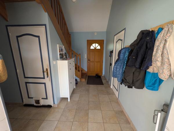 SAINT TUGDUAL MAISON DE 110 M² 5 PIÈCES 4 CHAMBRES AVEC VIE DE PLAIN PIED SUR PARCELLE DE 4479 M²
