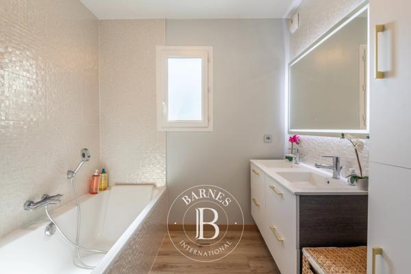 Tassin-la-Demi-Lune, Maison 5 Chambres -  134 m² à vendre