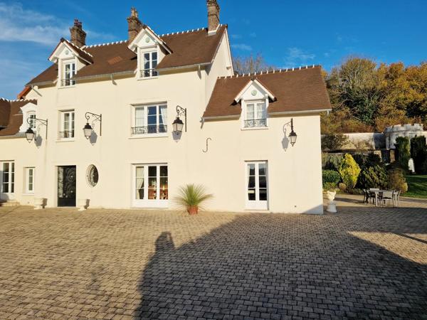 Magny-en-Vexin, Maison 6 Chambres -  498 m² à vendre