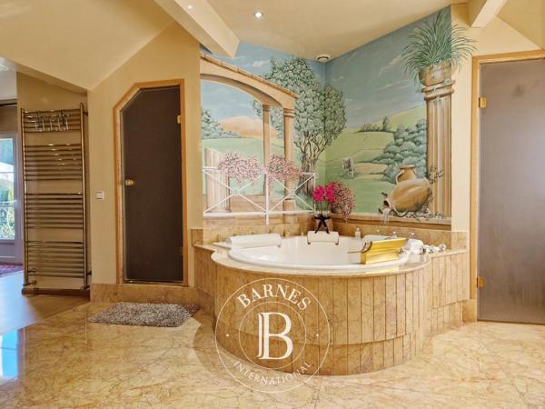 Magny-en-Vexin, Maison 6 Chambres -  498 m² à vendre