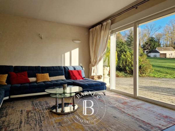 Magny-en-Vexin, Maison 6 Chambres -  498 m² à vendre