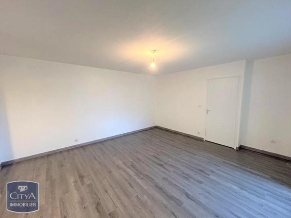 Appartement à louer 3 pièces 61.7m²