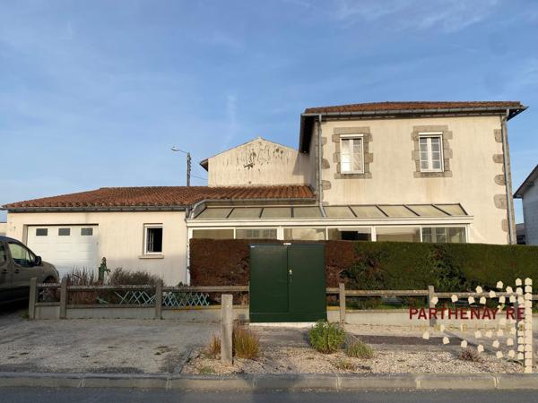 Maison de bourg T3 avec véranda