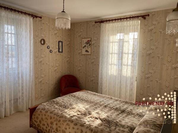 Maison de bourg T3 avec véranda