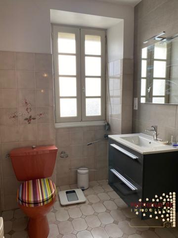Maison de bourg T3 avec véranda
