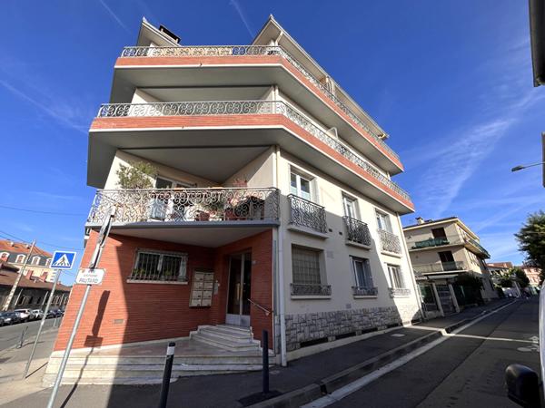 TOULOUSE - GUILHEMERY - APPARTEMENT T3 de 65 m2 + PARKING+CELLIER