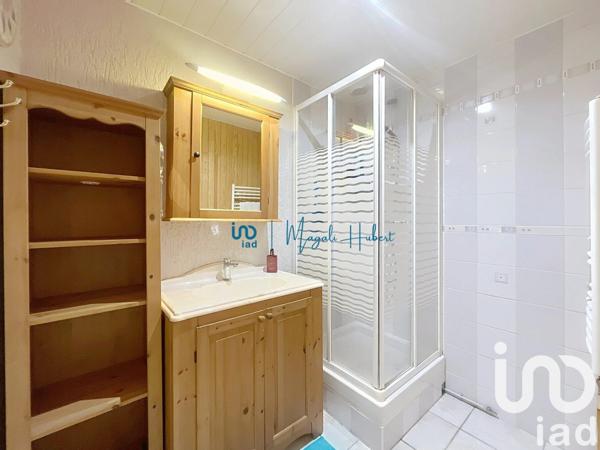 Maison traditionnelle 5 pièces de 128 m² à Villecresnes (94440)