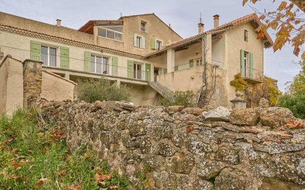 Maison à vendre    13 pièces • 409,48 m2 Saint-Étienne-les-Orgues