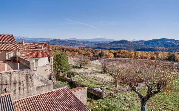 Maison à vendre    13 pièces • 409,48 m2 Saint-Étienne-les-Orgues