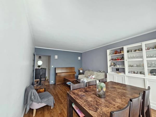 Appartement à vendre 4 pièces RIS ORANGIS (91)