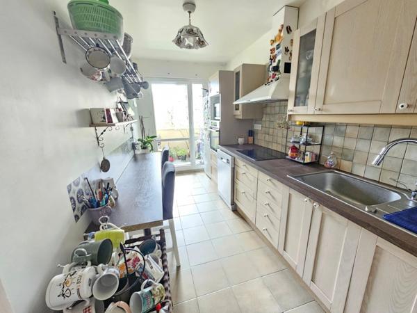 Appartement à vendre 4 pièces RIS ORANGIS (91)