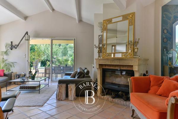 Saint-Cyr-au-Mont-d'Or, Maison 5 Chambres -  275 m² à vendre