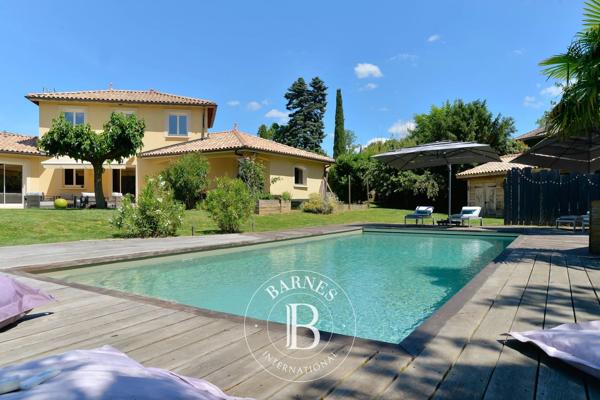 Saint-Cyr-au-Mont-d'Or, Maison 5 Chambres -  275 m² à vendre