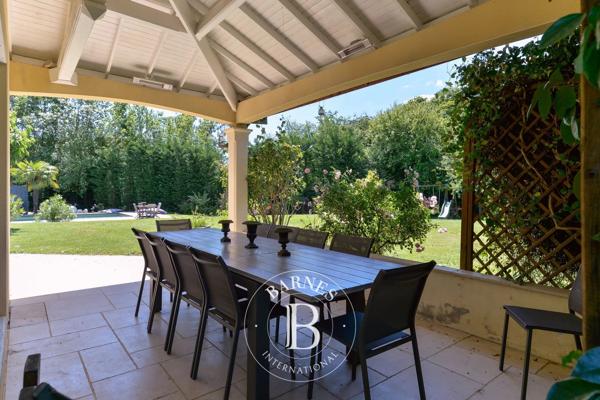Saint-Cyr-au-Mont-d'Or, Maison 5 Chambres -  275 m² à vendre