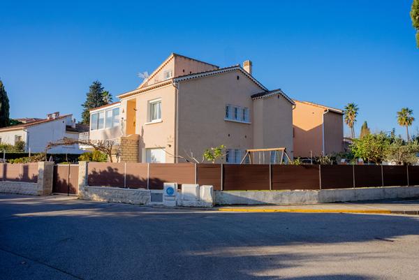 Villa Hyères 5 pièce(s) deux appartements159 m2