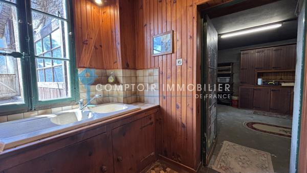 Maison
                                                                                                                                                                                                                                                                                                                        6 pièce(s)                                                                                                                                                                                                          5 chambre(s)                                                                                                                                                                                                          130  m²