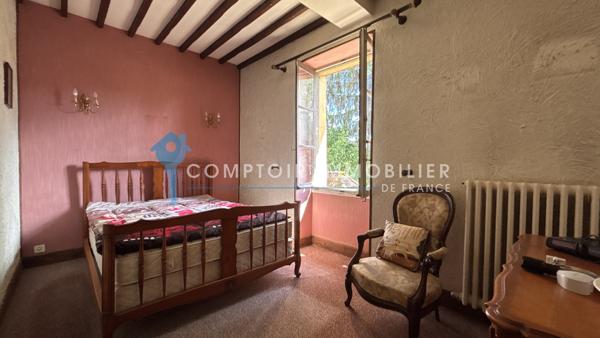 Maison
                                                                                                                                                                                                                                                                                                                        6 pièce(s)                                                                                                                                                                                                          5 chambre(s)                                                                                                                                                                                                          130  m²