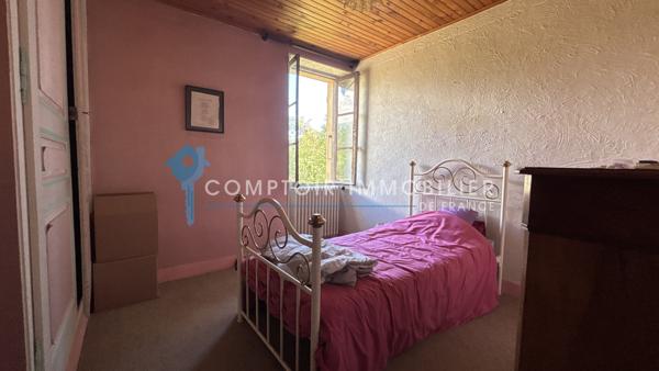 Maison
                                                                                                                                                                                                                                                                                                                        6 pièce(s)                                                                                                                                                                                                          5 chambre(s)                                                                                                                                                                                                          130  m²