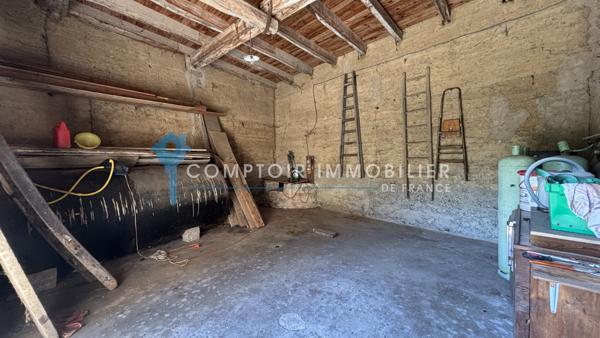 Maison
                                                                                                                                                                                                                                                                                                                        6 pièce(s)                                                                                                                                                                                                          5 chambre(s)                                                                                                                                                                                                          130  m²