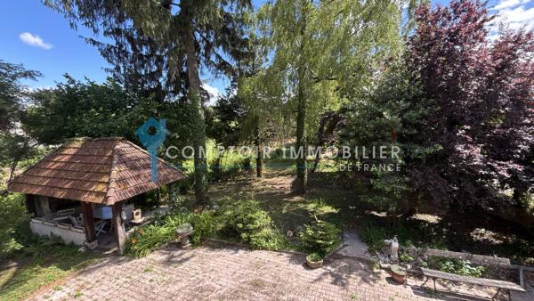 Maison
                                                                                                                                                                                                                                                                                                                        6 pièce(s)                                                                                                                                                                                                          5 chambre(s)                                                                                                                                                                                                          130  m²
