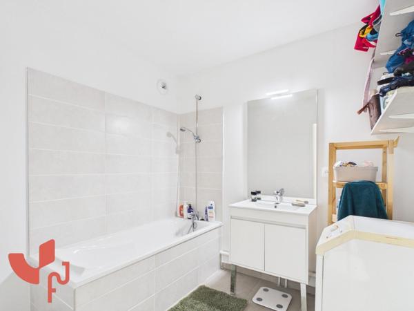 Appartement T4 de 2023, balcon, 2 parkings