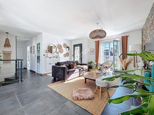 Maison 6 pièces - jardin et garage à Joué-lès-Tours