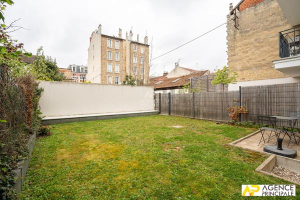 Appartement 1 pièce(s) 38 m2 €315 000 ** - Référence 4662