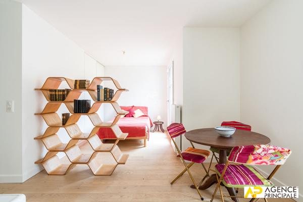 Appartement 1 pièce(s) 38 m2 €315 000 ** - Référence 4662