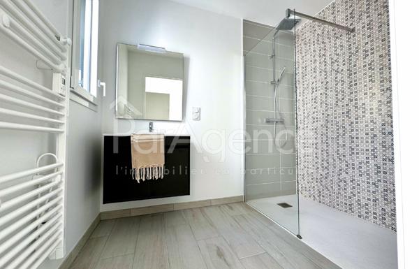 Villa neuve de plain-pied 6 pièces