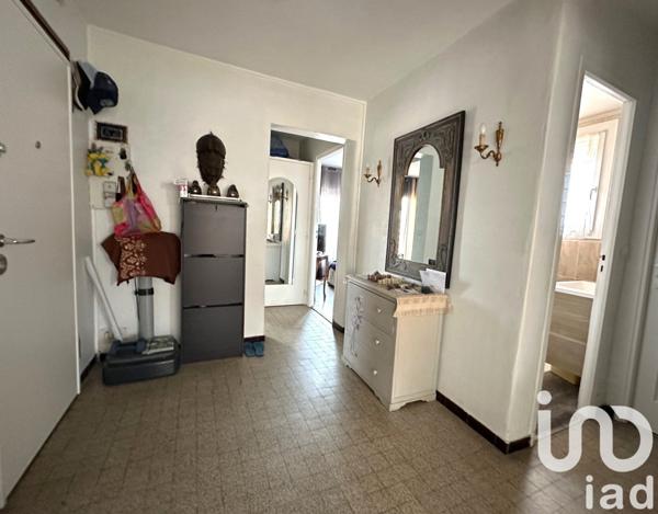 Appartement 3 pièces de 61 m² à Fréjus (83600)