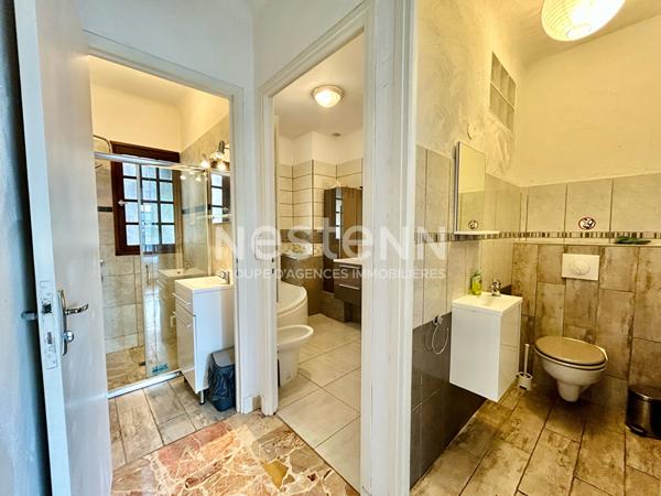 Villa provençale avec Restaurant, Vue Panoramique à 360° sur Nice - 9 pièces, 213,3 m²