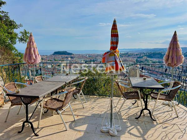 Villa provençale avec Restaurant, Vue Panoramique à 360° sur Nice - 9 pièces, 213,3 m²