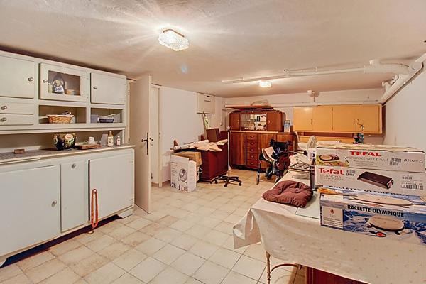 MAISON FAMILIALE A VENDRE - LES ARCS 187m² + DOUBLE GARAGE + PISCINE 10x5m