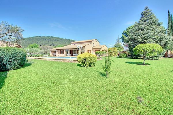MAISON FAMILIALE A VENDRE - LES ARCS 187m² + DOUBLE GARAGE + PISCINE 10x5m