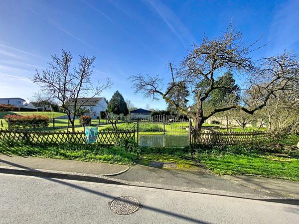 Terrain constructible de 385 m² Bouchemaine, secteur Pruniers rue des Moulins