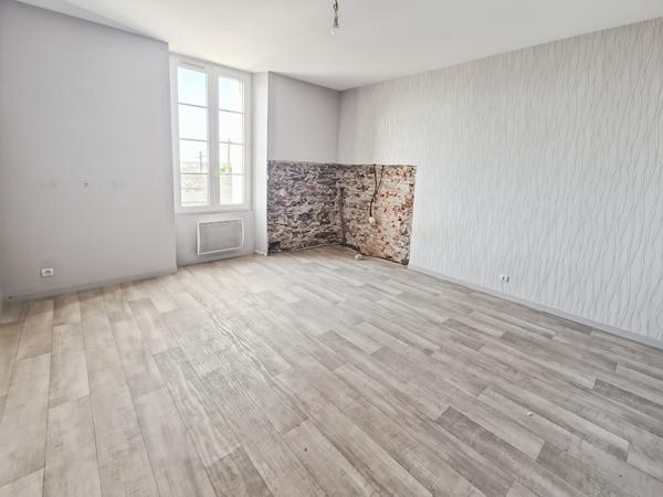Maison 2 chambres garage et jardin