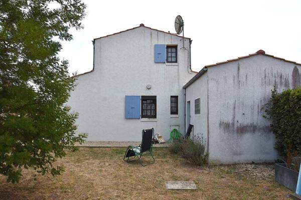 Dpt Charente Maritime (17), Ile d'Oléron, Maison à vendre 5 pièces, 100 m²habitables, terrain 500 m², LA BREE LES BAINS (17)
