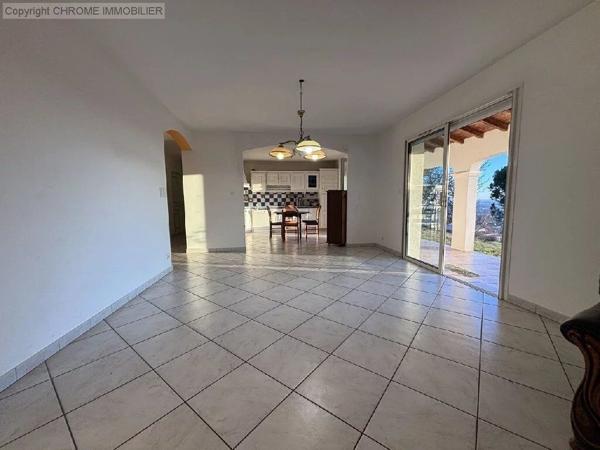 Vente                                                      Maison
                        
                     8 pièces                      202 m2                     à Marmande