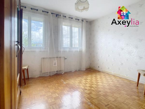 Roanne (42300) A VENDRE - MABLY - MAISON AVEC 3 CHAMBRES, GARAGE ET TERRAIN