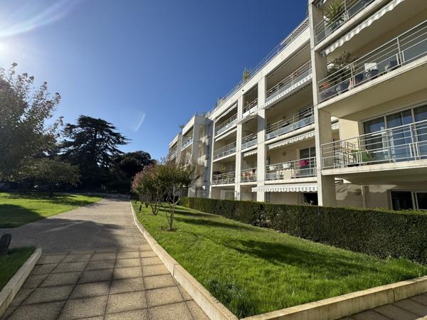 À vendre - T4/5, 5 pièces situé à Tours (37100)