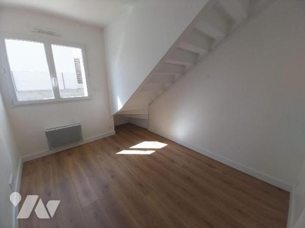 Maison à vendre à Vitré (35500) en Ille-et-Vilaine (35)

Dans un cadre agréable et verdoyant,...