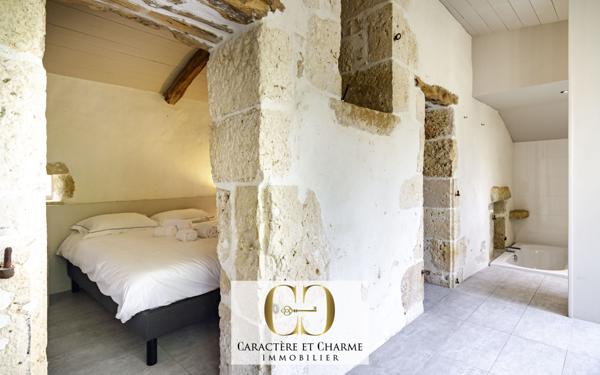 Cahors (46000) Proche Cahors: Mas Occitan restauré avec 2 gîtes - Prestige