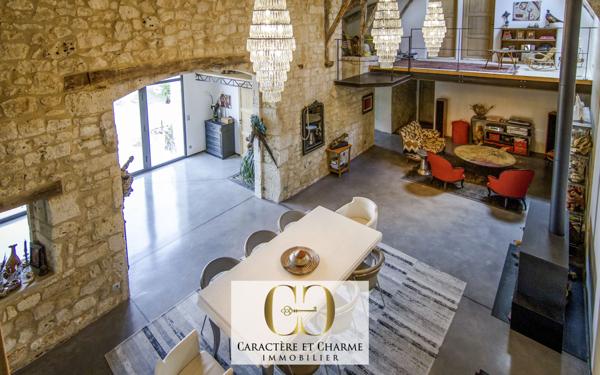 Cahors (46000) Proche Cahors: Mas Occitan restauré avec 2 gîtes - Prestige