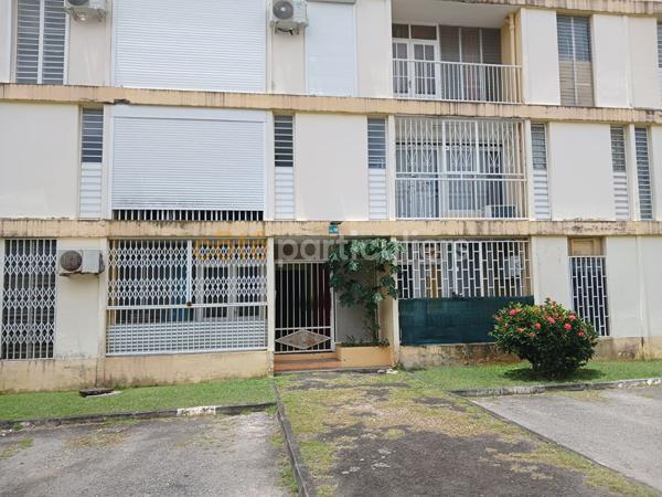 Vente
                Appartement60,14 m² - 4 Pièces -
                    LES ABYMES (97139)